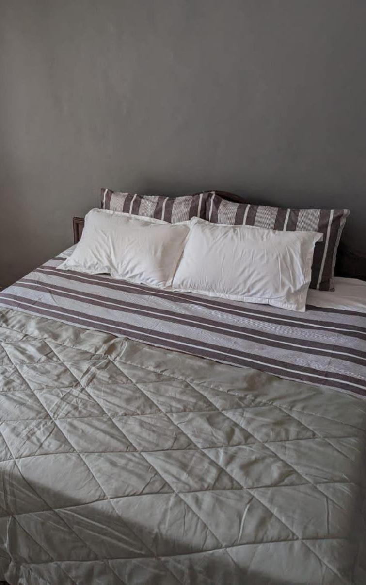 Swanky Sojourns Homestay Колхапур Екстериор снимка